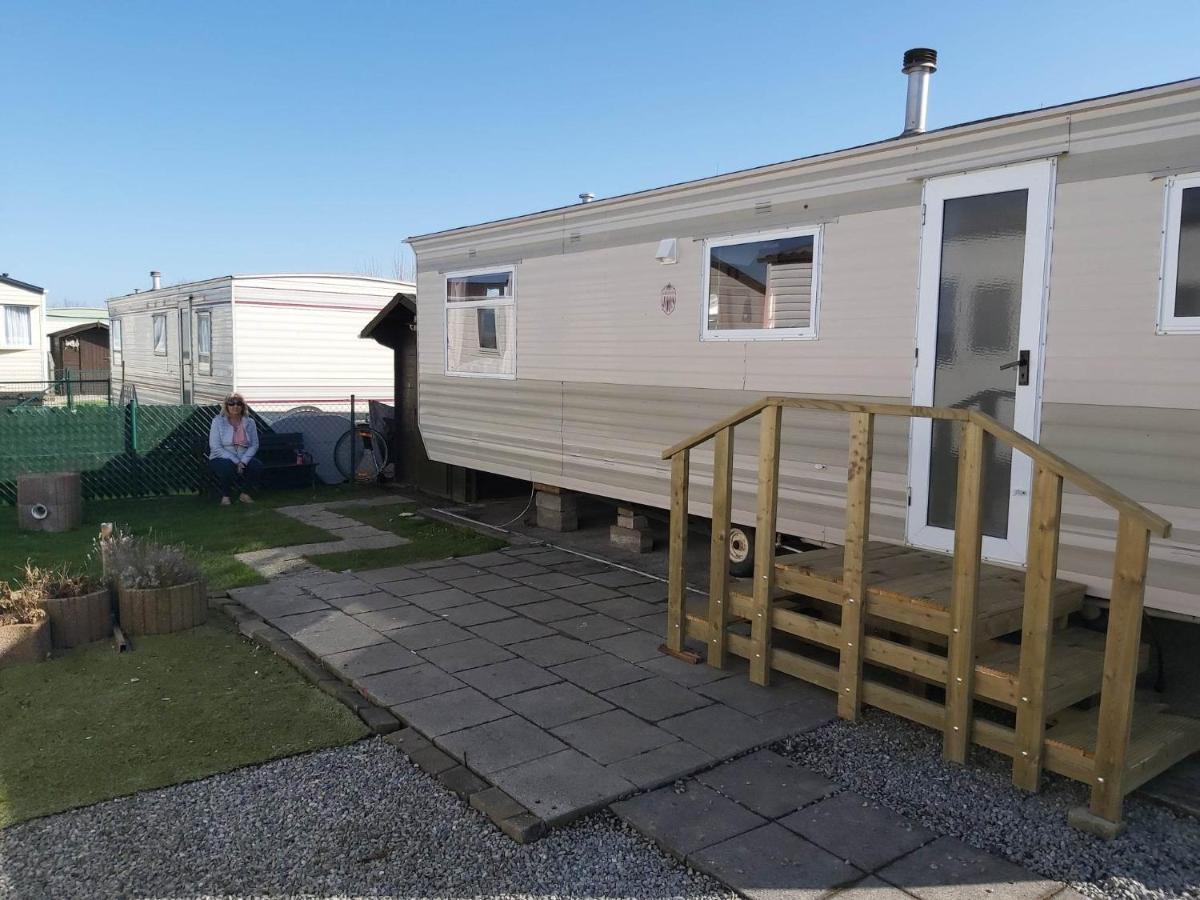 Caravan 2 Bedroom - New Camping Ideal De Haan Zewnętrze zdjęcie