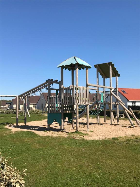 Caravan 2 Bedroom - New Camping Ideal De Haan Zewnętrze zdjęcie